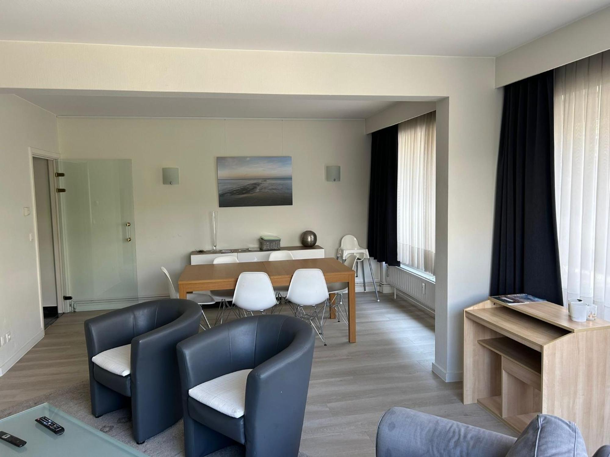 3 Bedroom Apartment Nearby The Sea Ostend Exterior photo